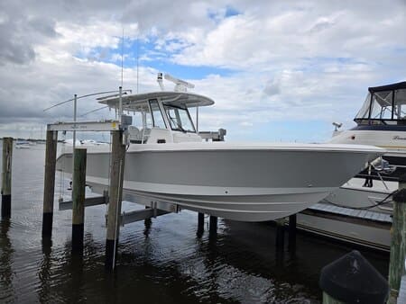 What ‘Lift Capacity’ Really Means: Boat Lift Capacity Sizing for Today’s Boat and Tomorrow’s Upgrade